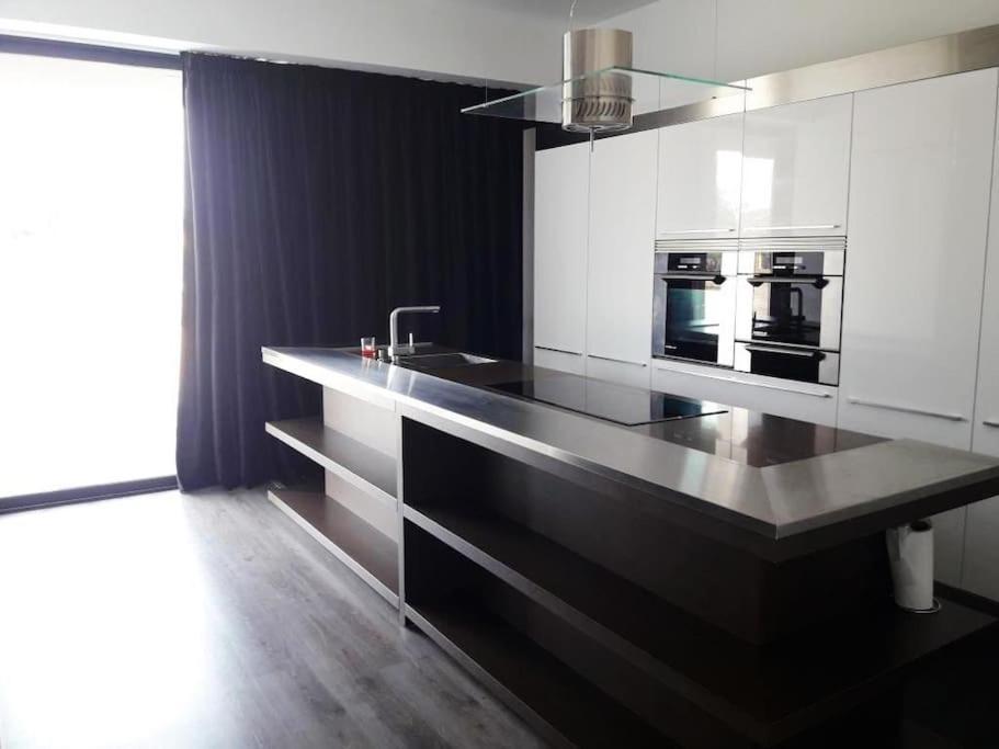 Вилла Luxury House Del Delta Дельтебре Экстерьер фото